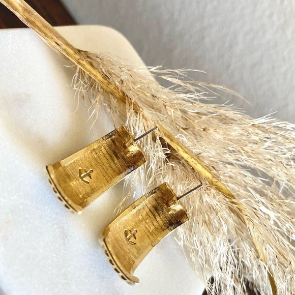 𝐇𝐨𝐨𝐩 𝐄𝐚𝐫𝐫𝐢𝐧𝐠𝐬, 𝐍𝐚𝐮𝐭𝐢𝐜𝐚𝐥 𝐕𝐢𝐧𝐭𝐚𝐠𝐞 🛥 - Picture 2 of 2